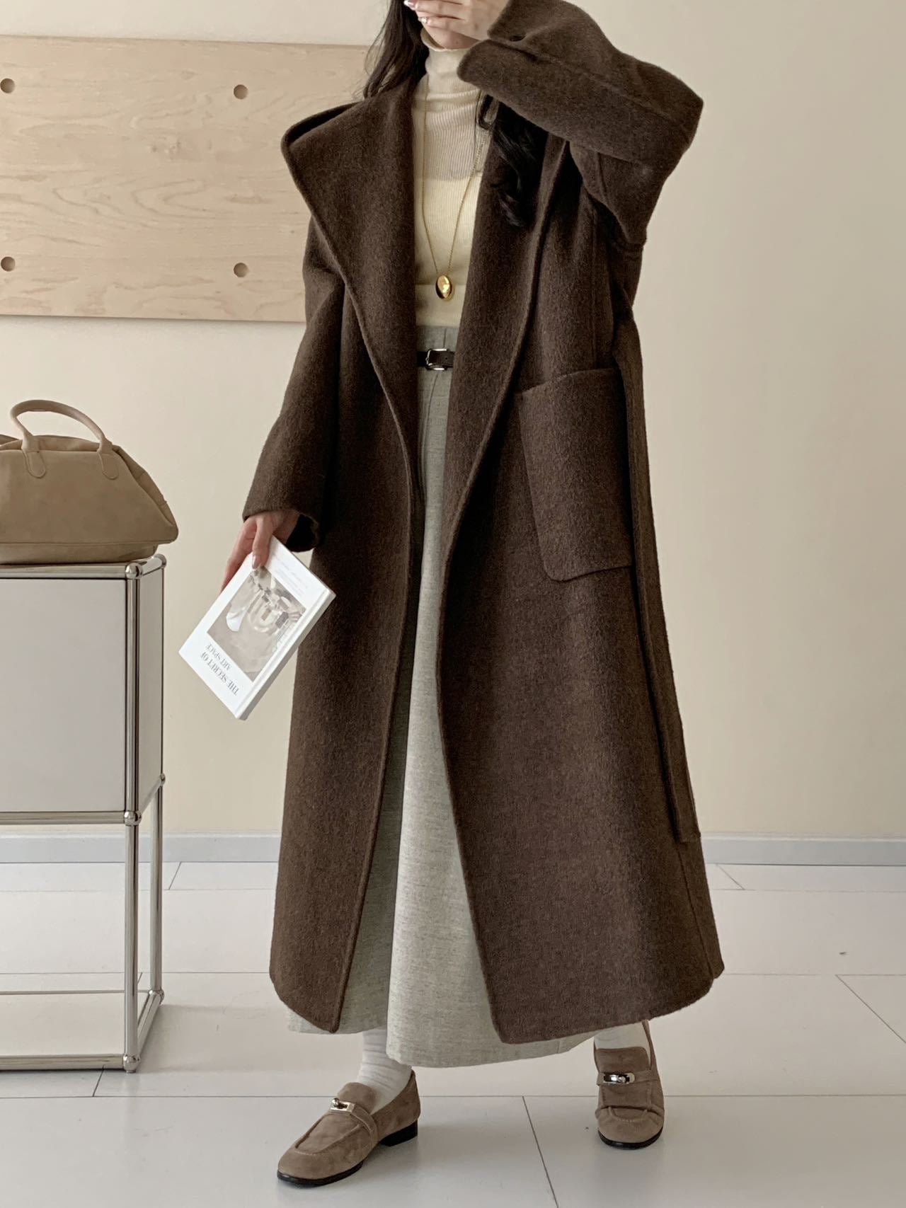 Refined Oversized Wool Coat with Hood